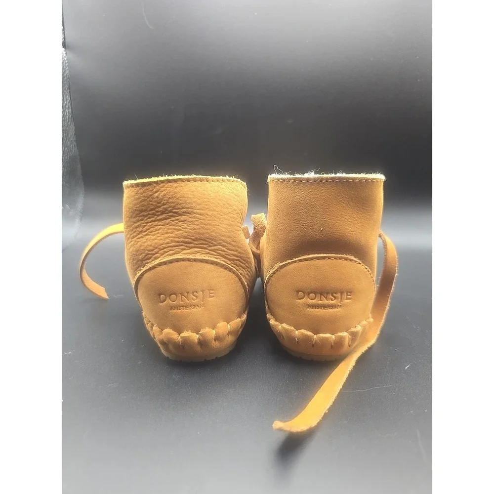 Donsje Pina Classic Lining Caramel Bubuck Baby Shoe Size 4/5‎